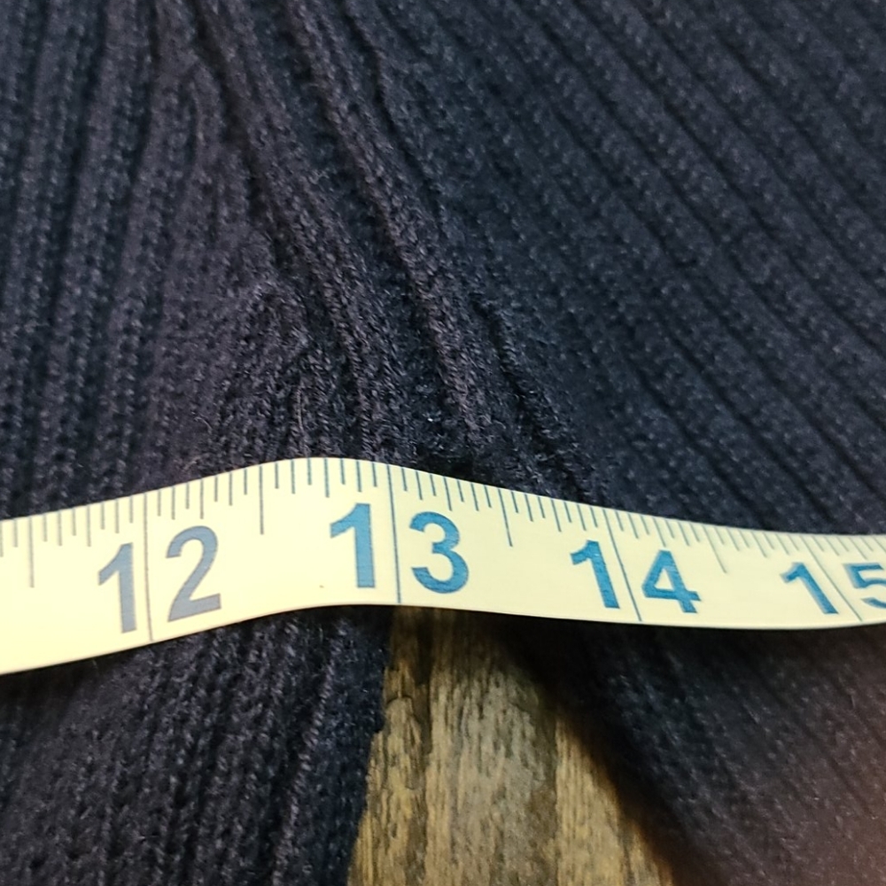 Sweater - Picture 3 of 5